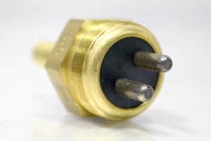 100-10875-1.jpg