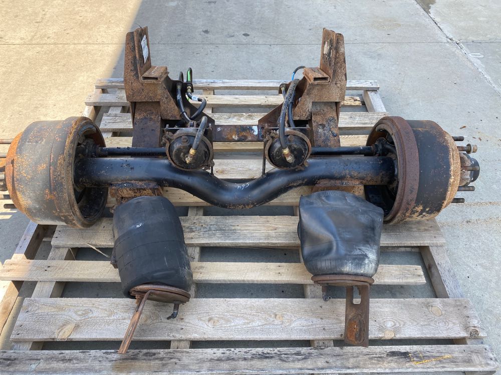 Kenworth T880 Lift Axle - Frontier Truck Parts