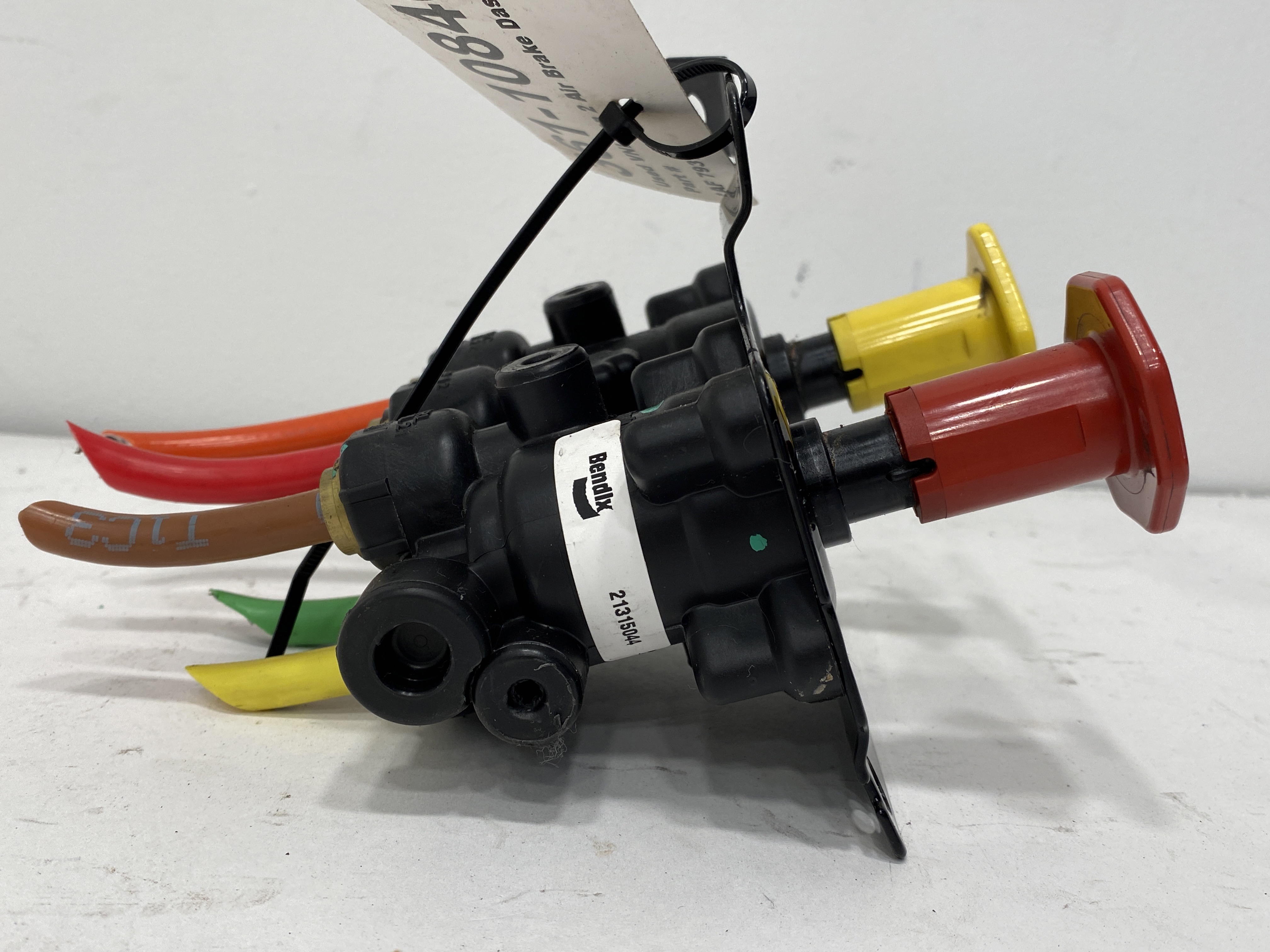 Volvo VNL Gen 2 Air Valve Components Frontier Truck Parts