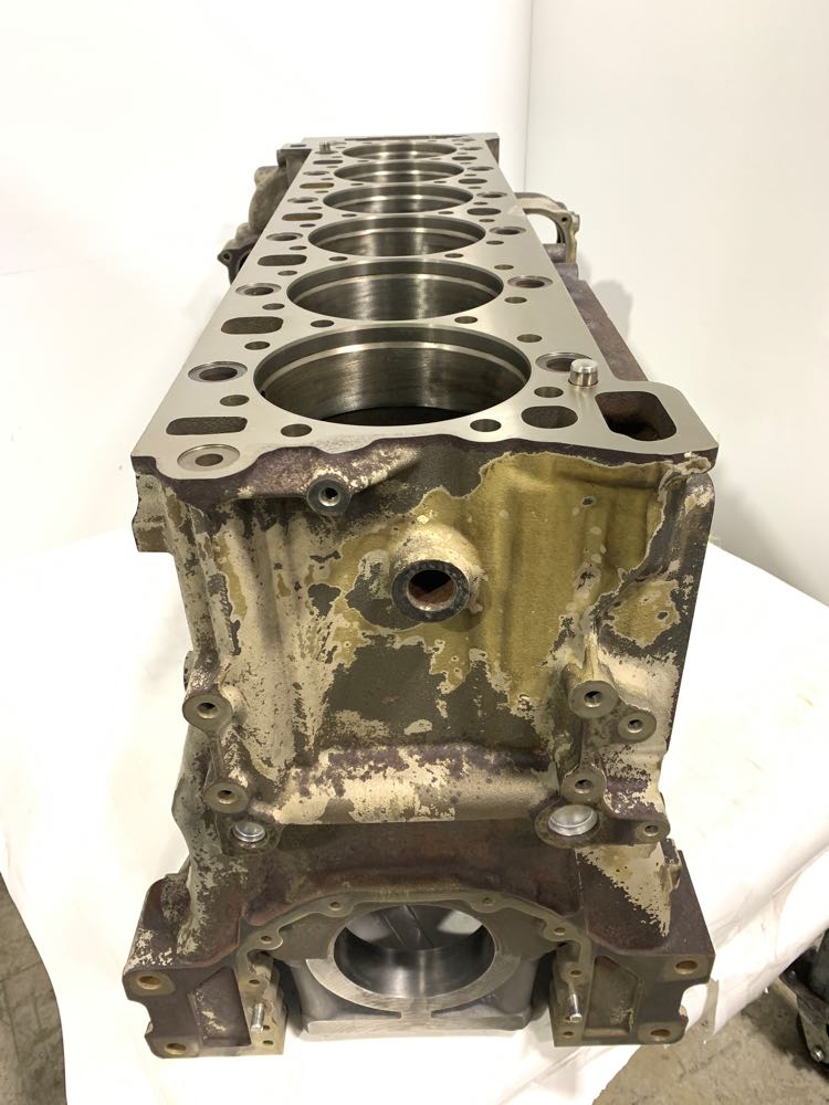 Detroit Diesel DD15 Engine Block - Frontier Truck Parts