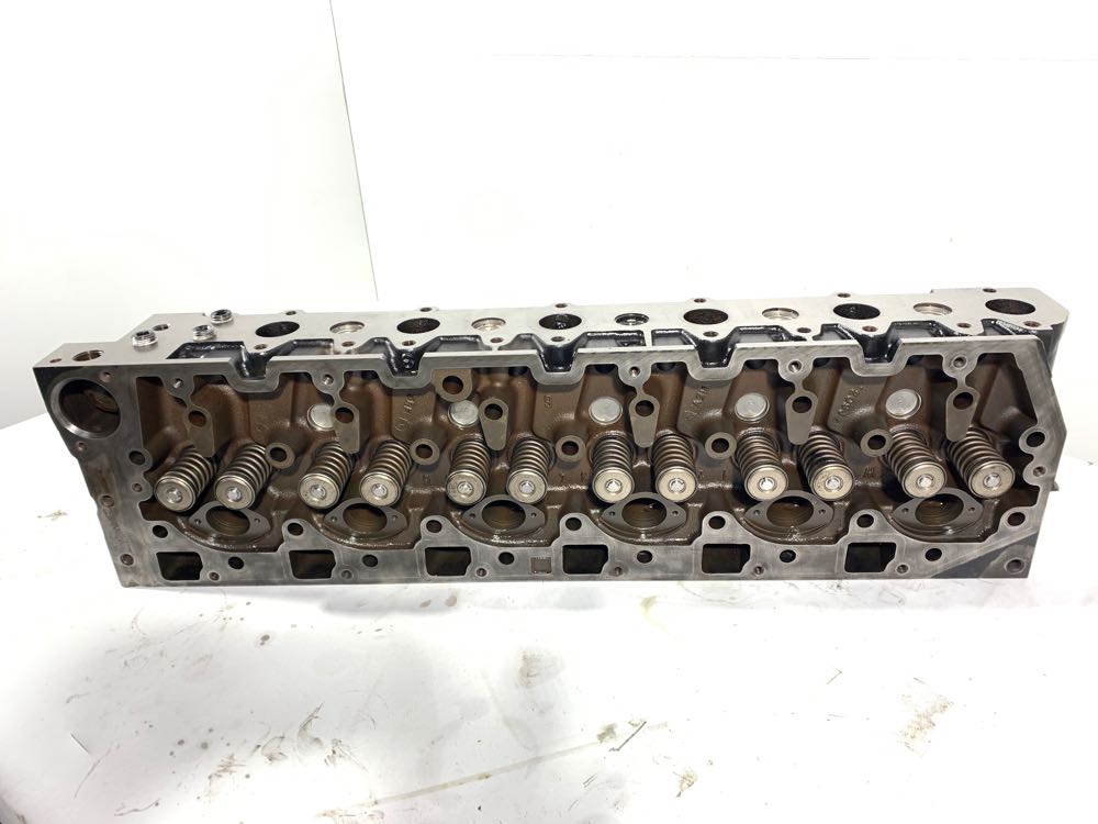International DT466E Engine Cylinder Head Frontier Truck Parts