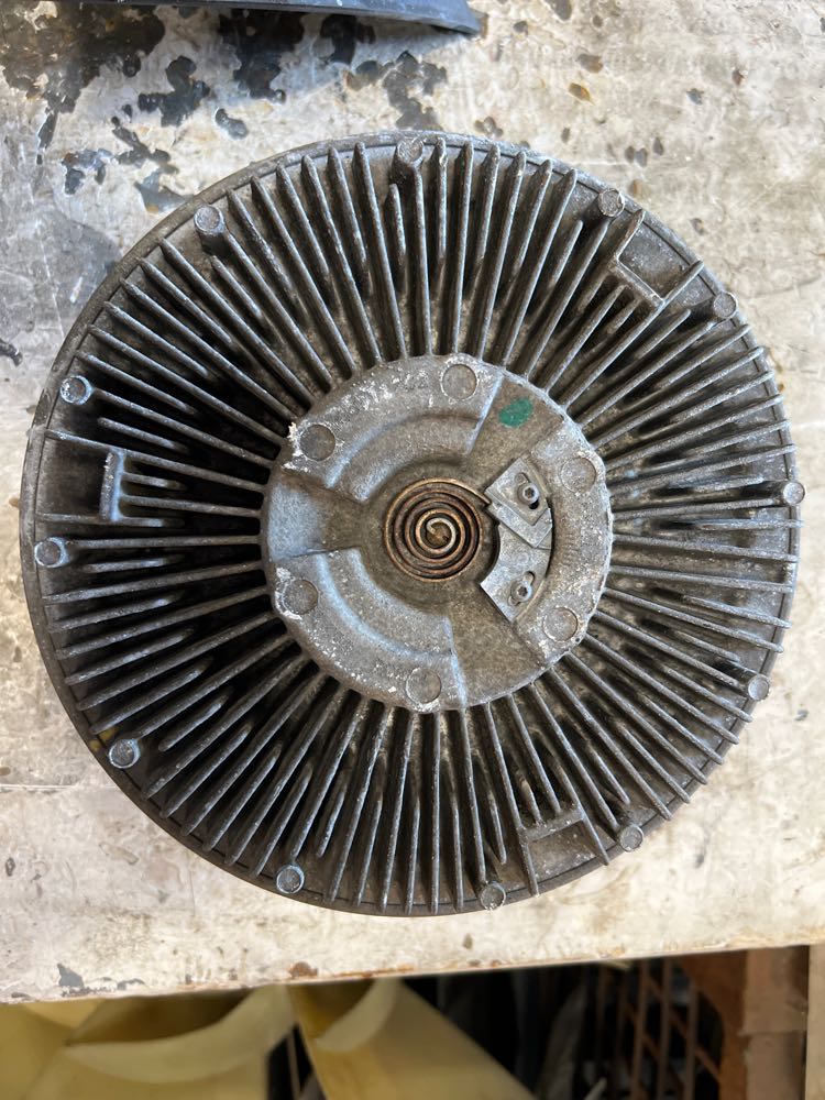 805 Viscous Fan Clutch Fan Clutches & Hubs Frontier Truck Parts
