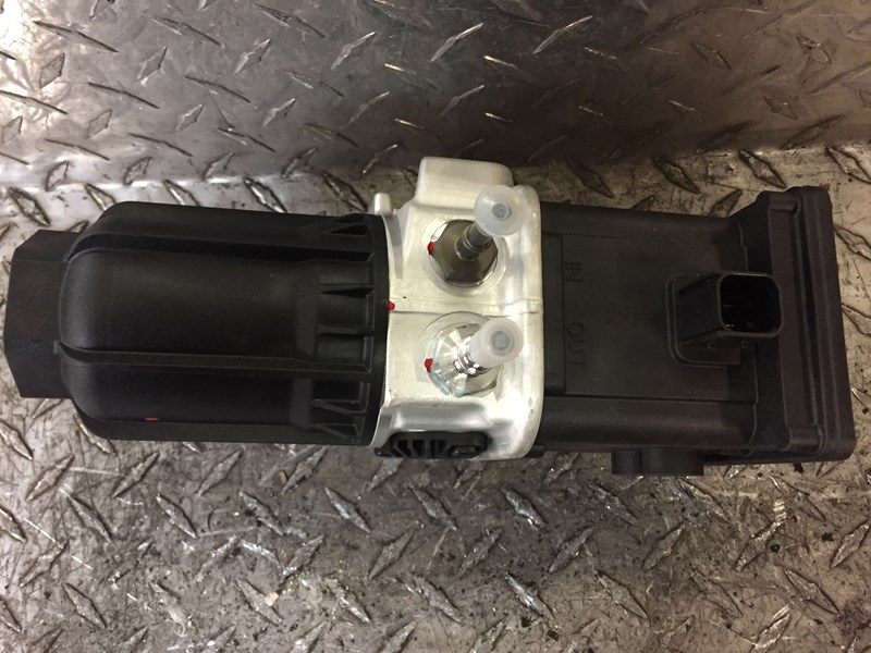 Detroit Diesel DD15 DEF Pump Frontier Truck Parts