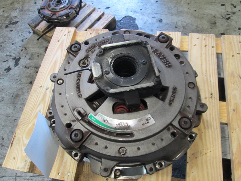 Detroit Diesel DD15 Clutch - Frontier Truck Parts