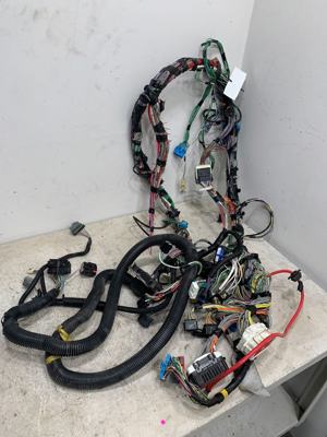 555-10232.580477.jpg