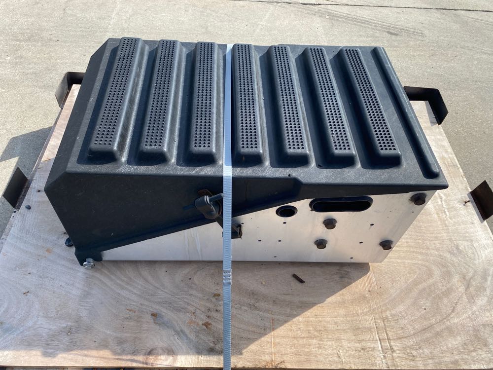 International 9200i Battery Box Frontier Truck Parts