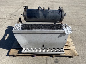 600-12081.796371.jpg