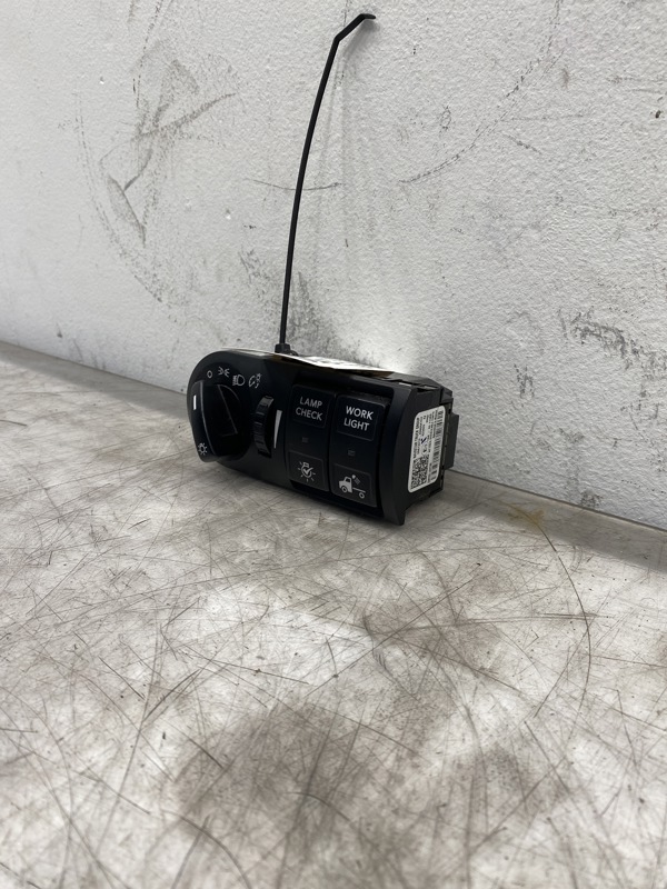 605-11250.879816.jpg