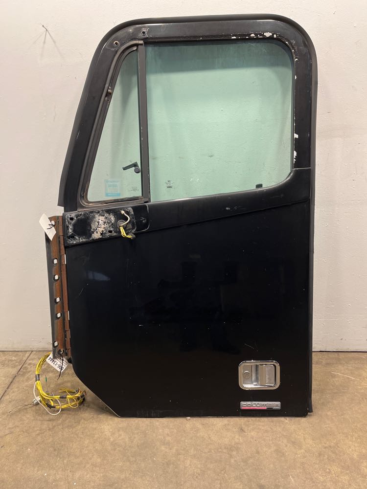 Freightliner Columbia Door Frontier Truck Parts