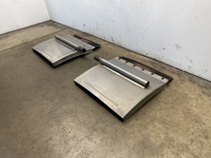 608-13899.980601.jpg