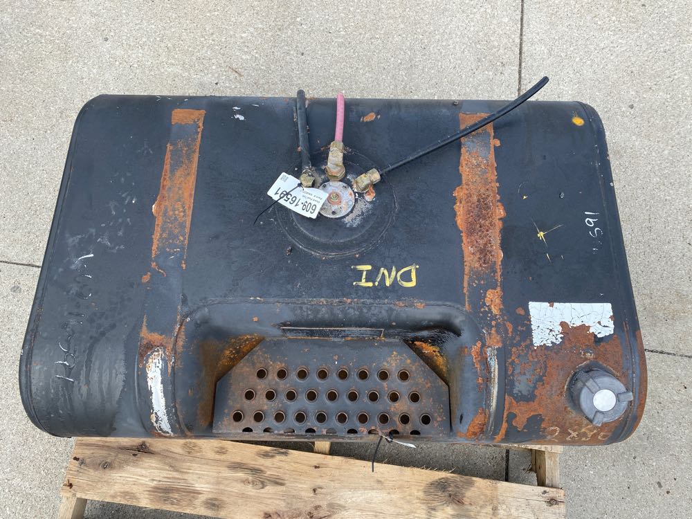 International Fuel Tank Frontier Truck Parts