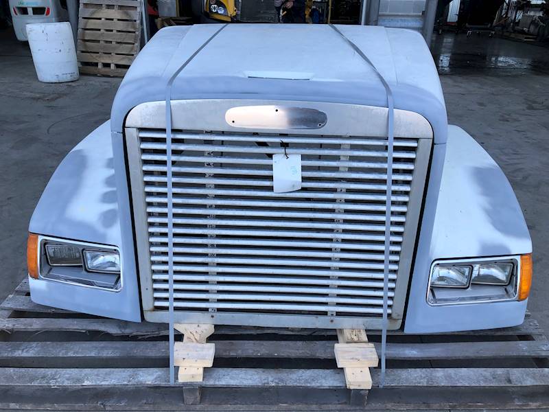 1998 freightliner fld120 hood