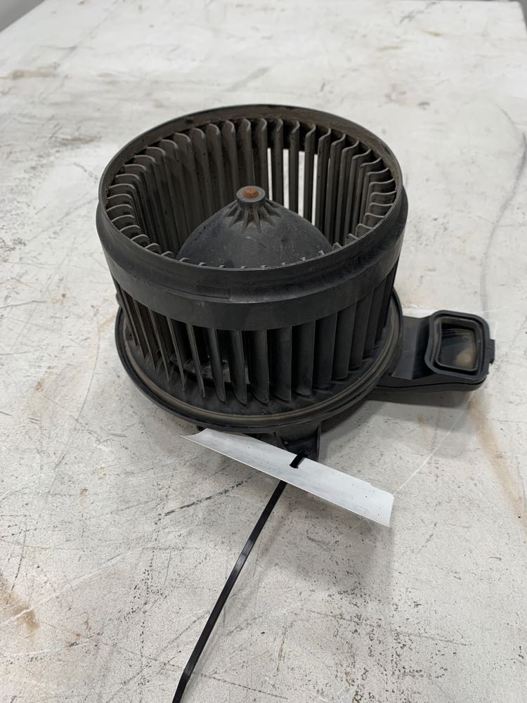 Peterbilt 579 Blower Motor Frontier Truck Parts