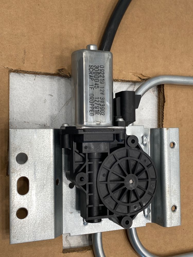 Freightliner Columbia Window Regulator Frontier Truck Parts