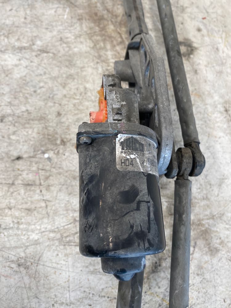 Freightliner Cascadia Wiper Transmission Frontier Truck Parts