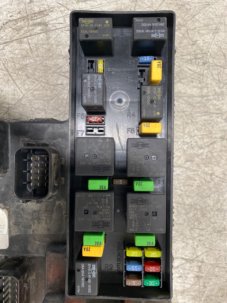 Freightliner Cascadia Fuse Panel Frontier Truck Parts