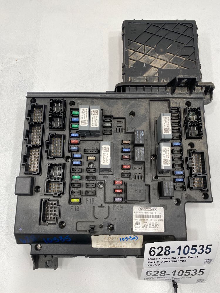 Freightliner Cascadia Fuse Panel Frontier Truck Parts