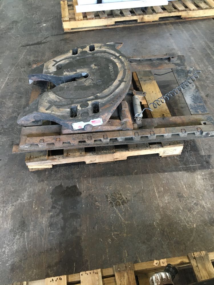 Volvo Fifth Wheel Frontier Truck Parts