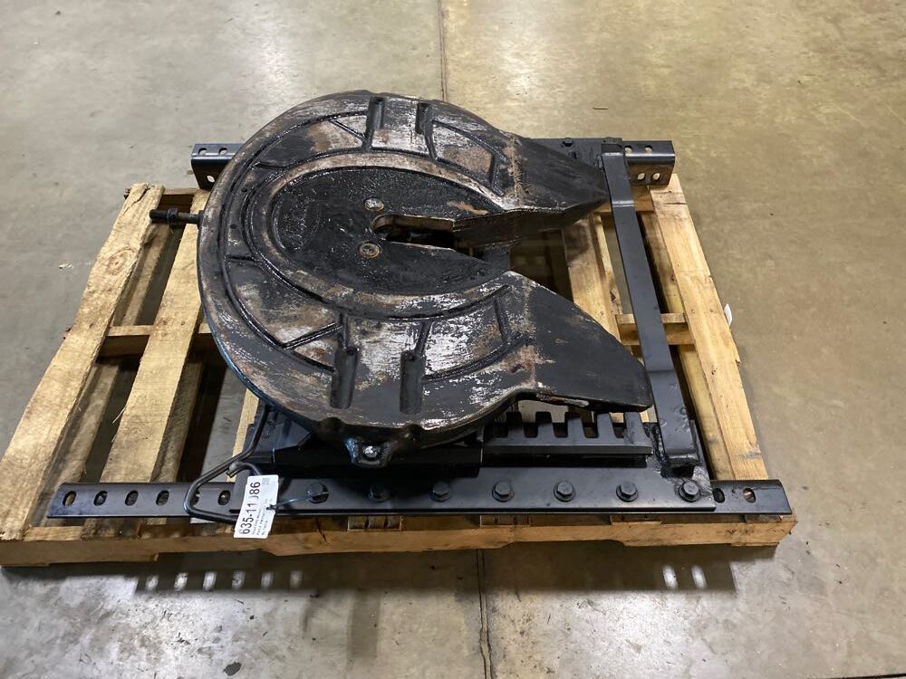 Holland FW35 Fifth Wheel Frontier Truck Parts