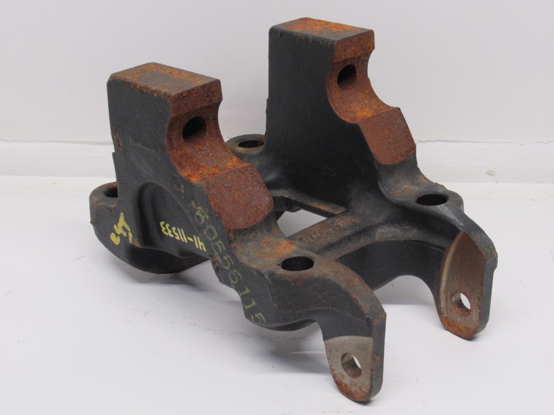 Hendrickson PRIMAAX EX 23K Suspension Bracket Frontier Truck Parts