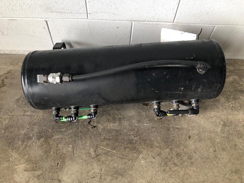 Universal Air Tank Frontier Truck Parts