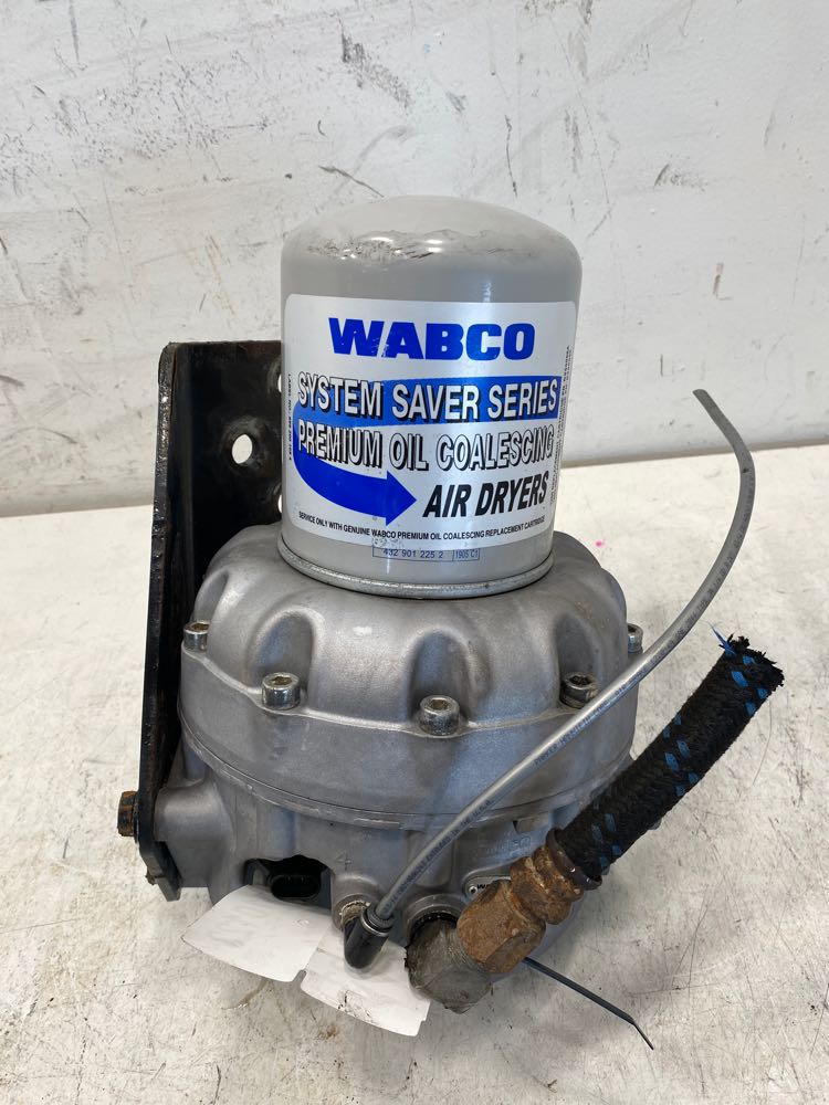 Freightliner Cascadia Air Dryer Frontier Truck Parts