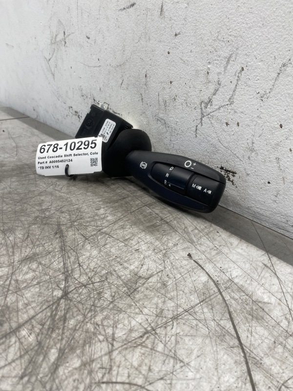 678-10295.901018.jpg