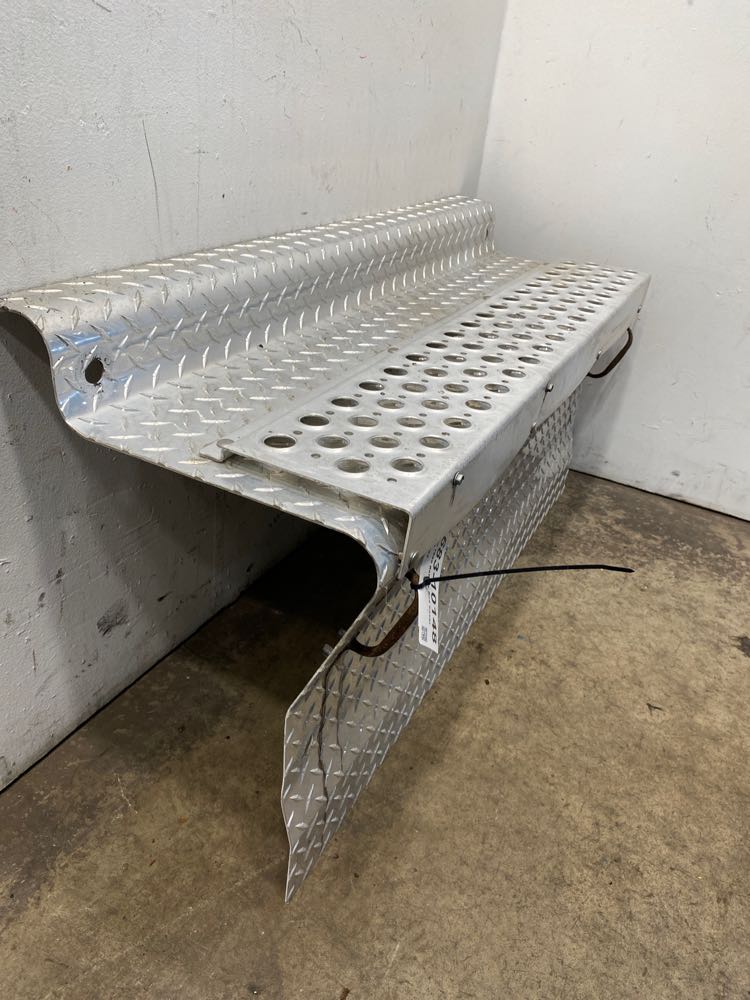 Kenworth T680 Battery Box Cover Frontier Truck Parts