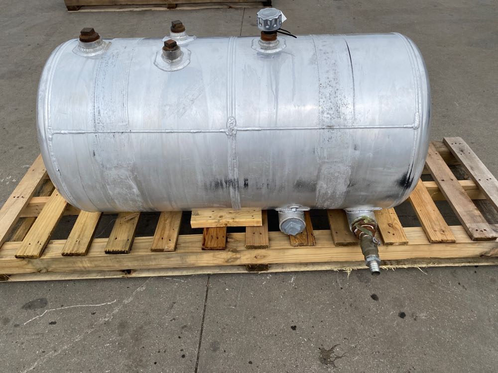 Peterbilt Hydraulic Tank Frontier Truck Parts