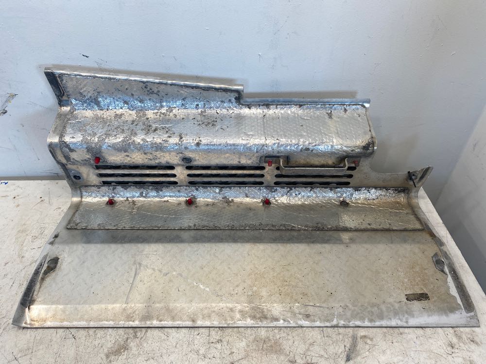 Kenworth T680 DPF/DEF Covers Frontier Truck Parts