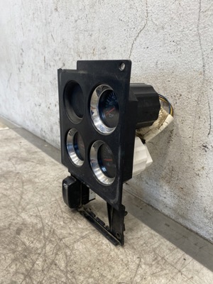 716-10370.993112.jpg