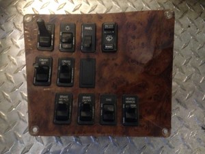 717-10111-1.jpg