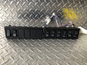 717-10208-1.jpg