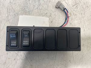 717-10541~21062119294012.478252.jpg