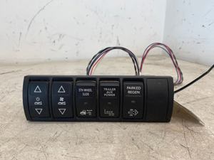 717-10589.501946.jpg