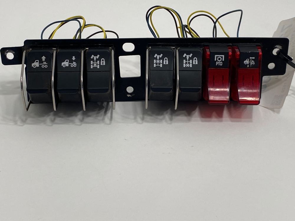 Kenworth T680 Switch Panel Frontier Truck Parts
