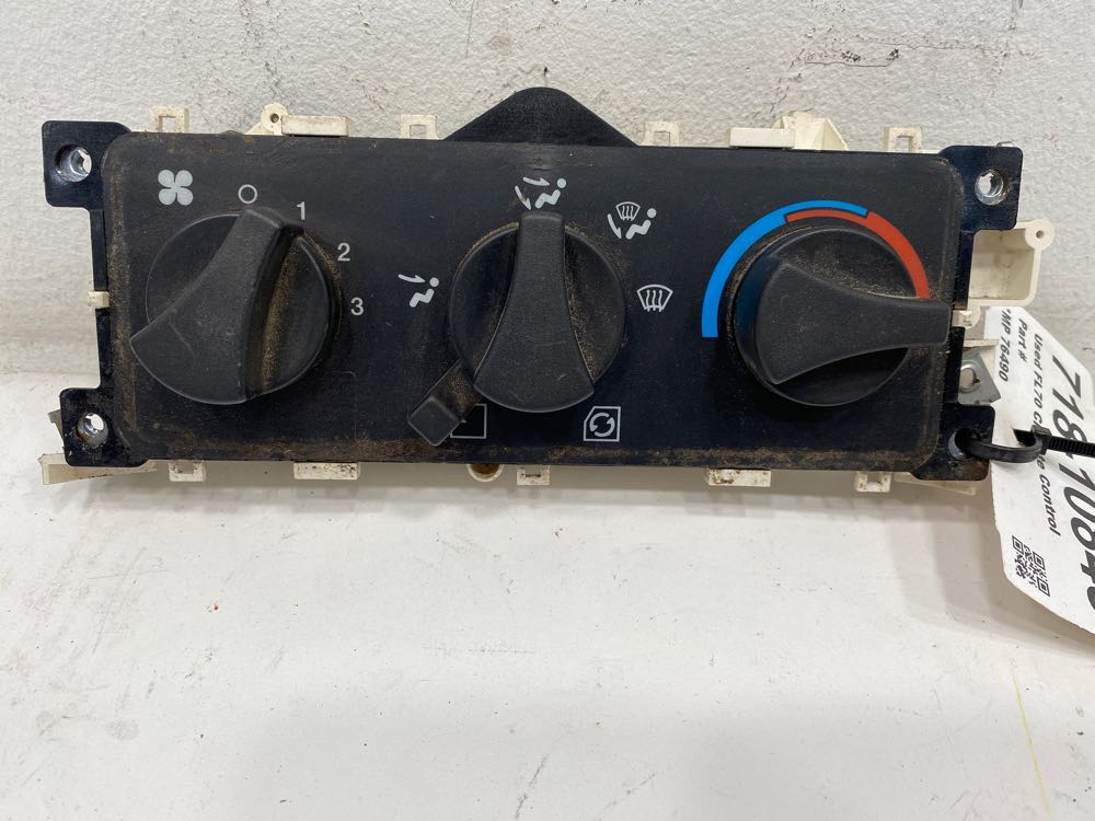 Freightliner FL70 Climate Control Frontier Truck Parts