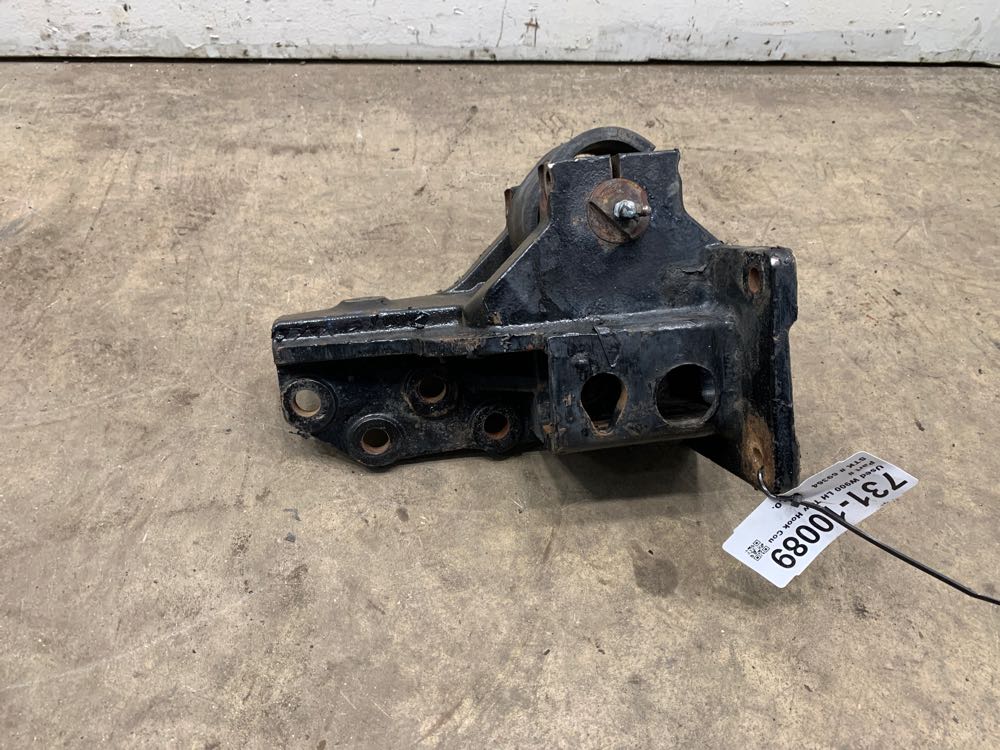 Kenworth W900 Tow Hooks & Couplings Frontier Truck Parts