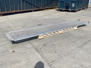 735-10025.938767.jpg