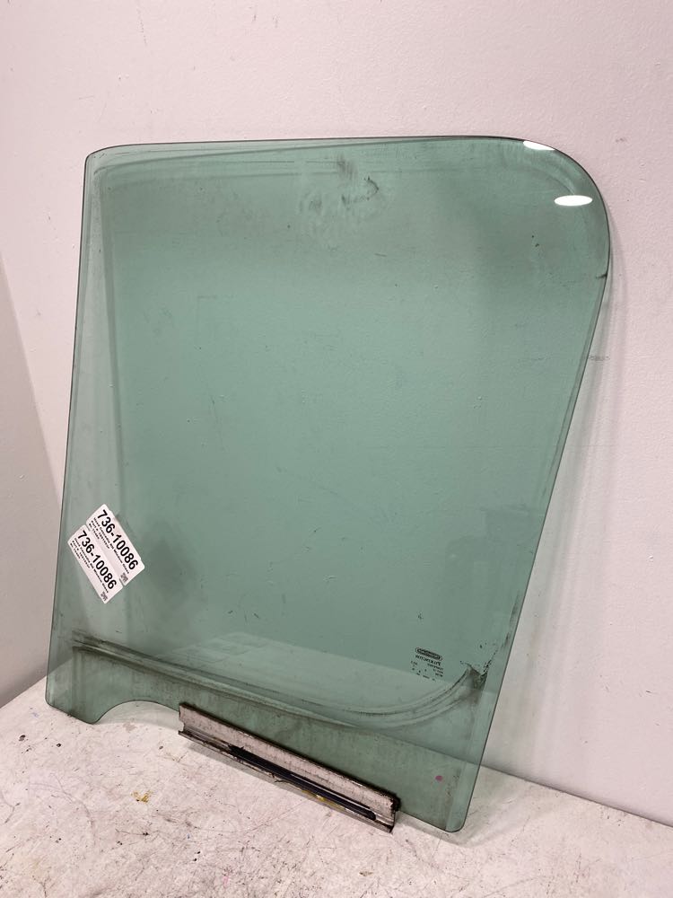 Freightliner Cascadia Door Window Glass - Frontier Truck Parts