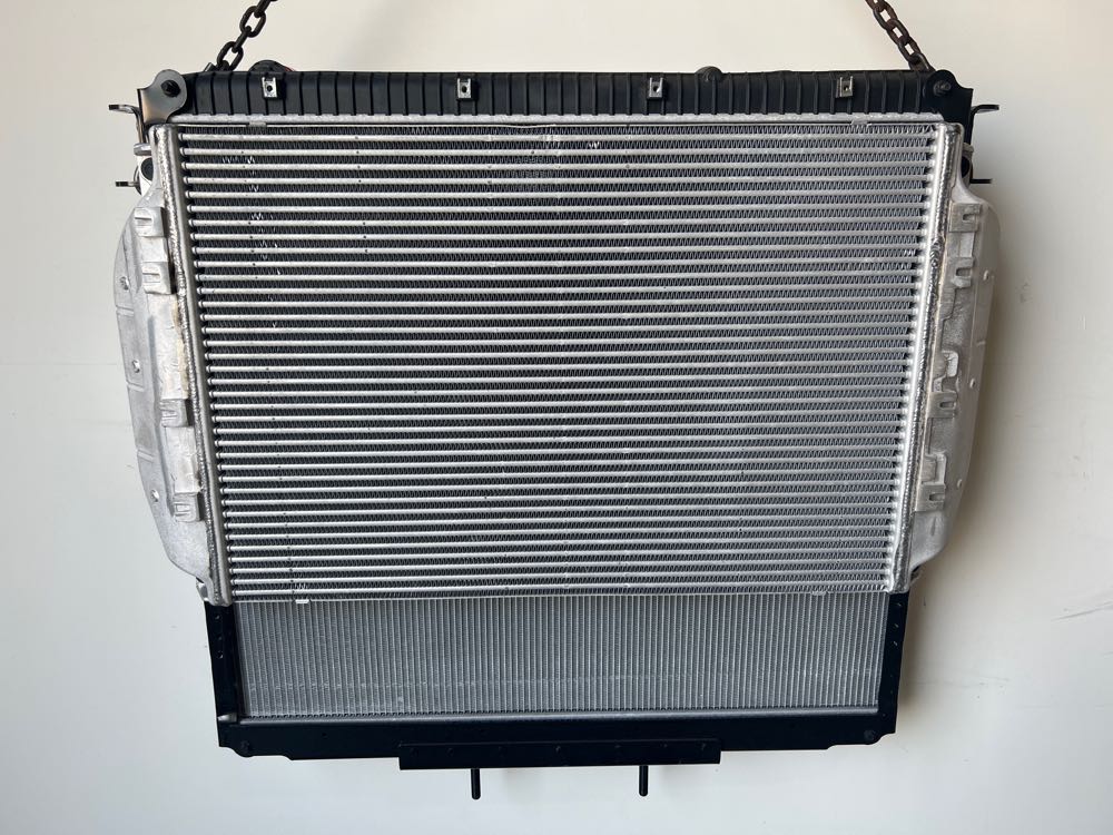 Freightliner 114SD Radiator - Frontier Truck Parts