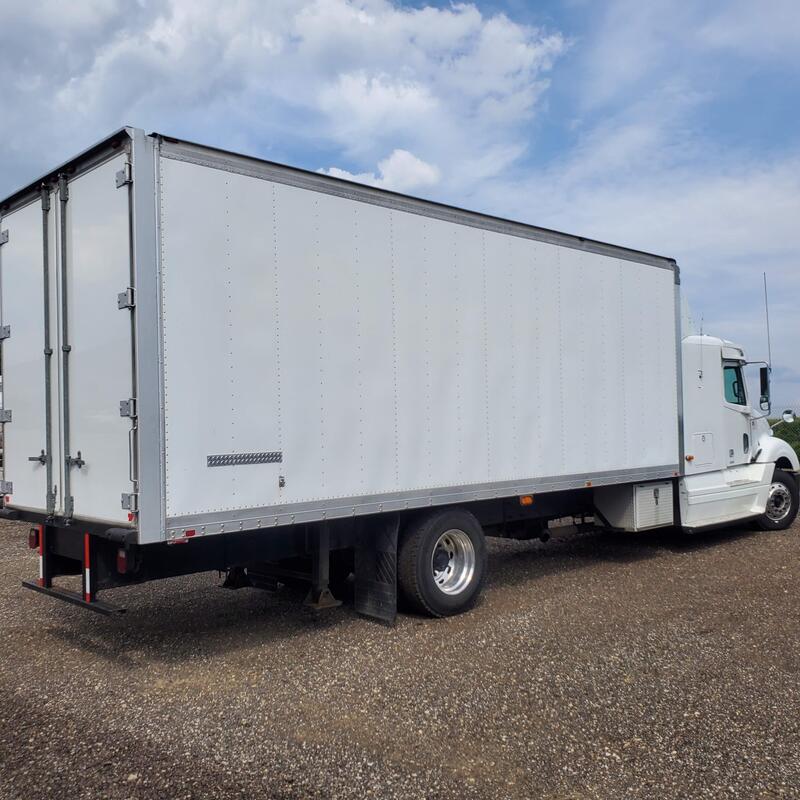 Freightliner Columbia Expeditor truck Heavy Trucks Frontier Truck Parts